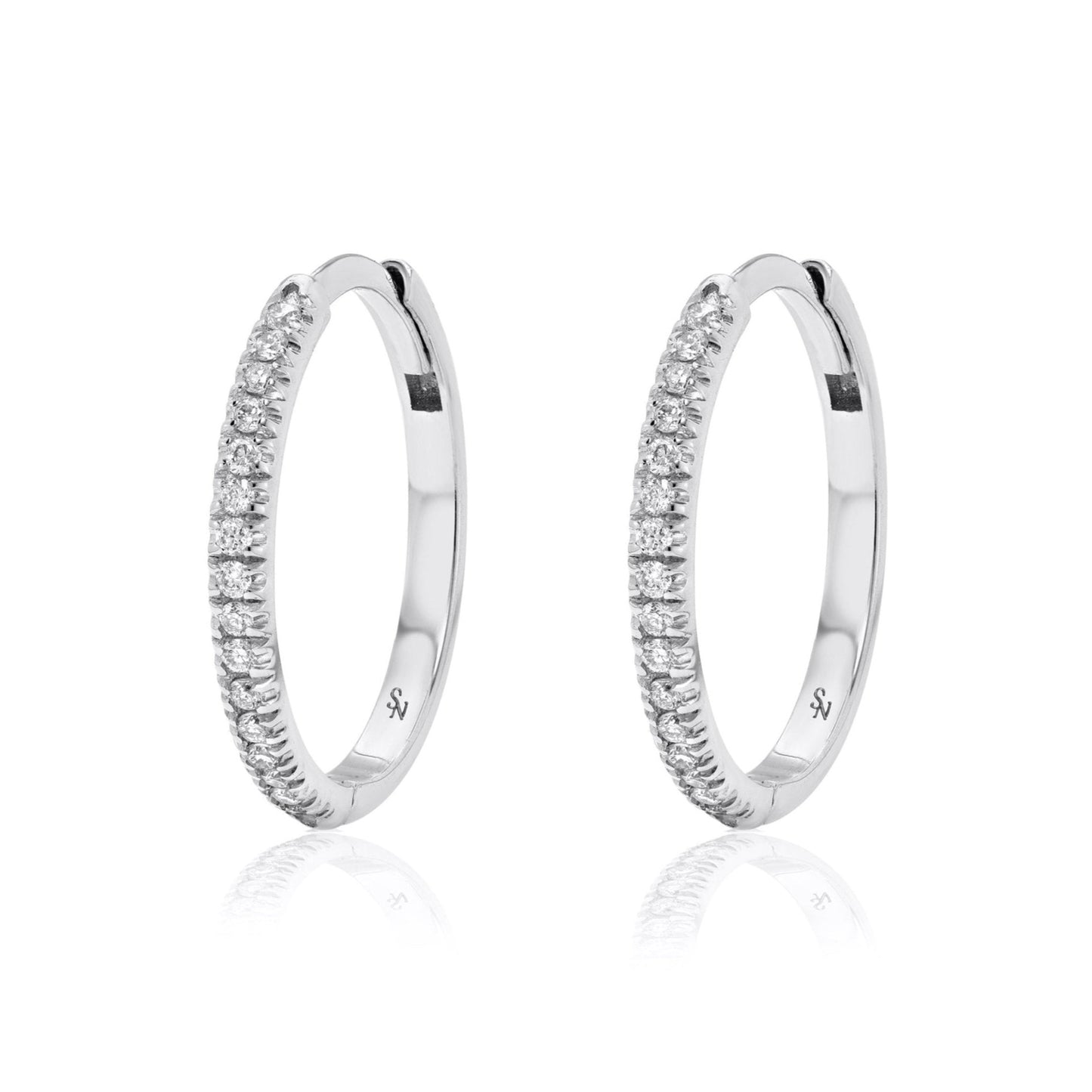 Huggie Hoop with Diamonds - 15 mm