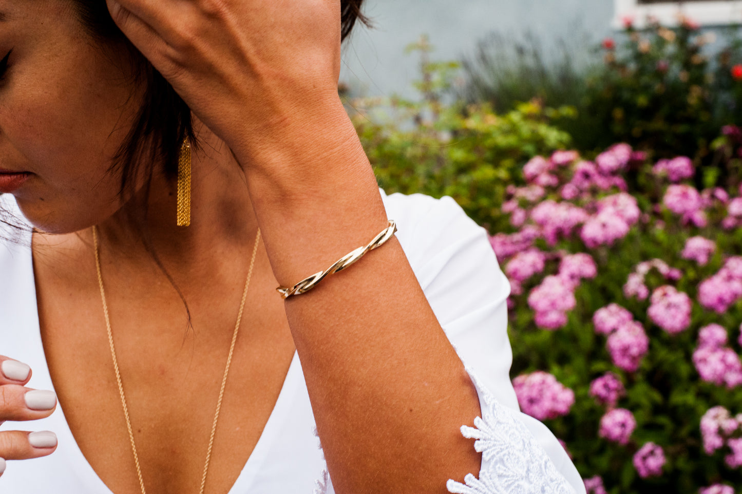 Twist of Fate Gold Cuff